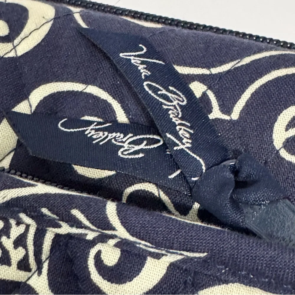 Vera Bradley Blue and White tablet twirly birds Bag w strap and pockets preowned